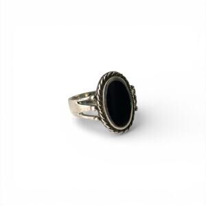 Vintage Sterling Silver 925 Black Onyx Ring Size 6.75 - Tarnished